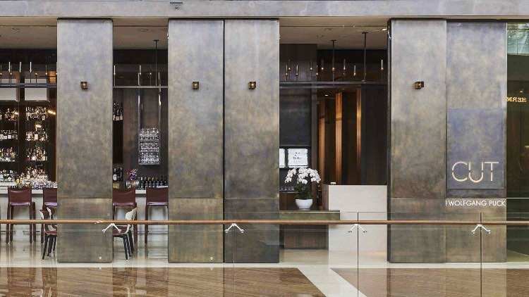 CUT by Wolfgang Puck 